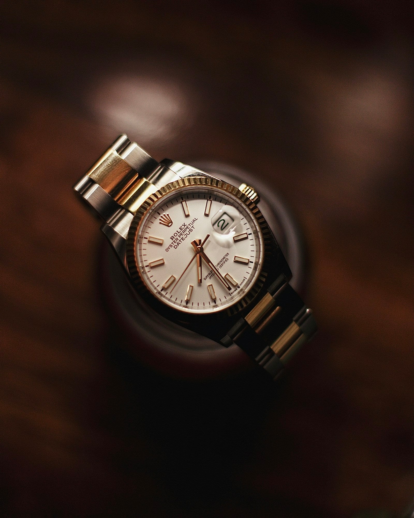 Sport watches — integrated bracelet steel