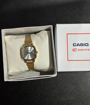 Casio Quartz Gold/White Dial Women